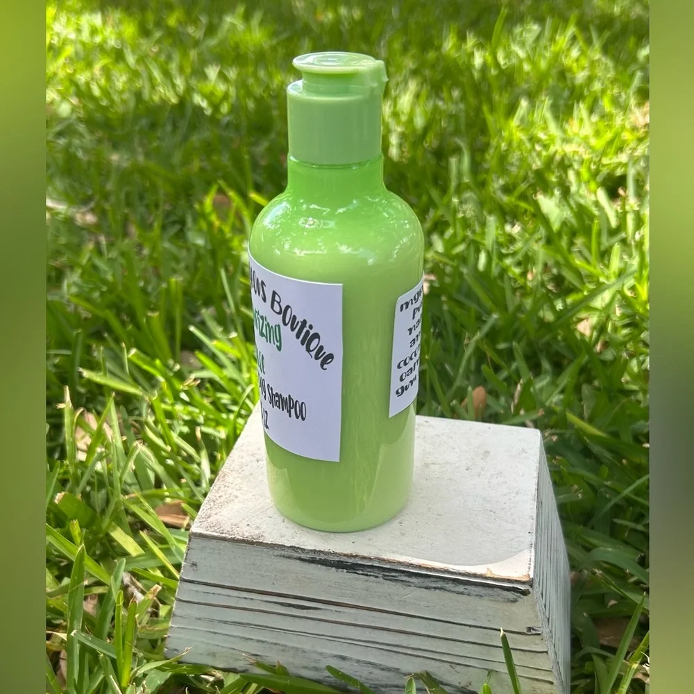 Oatmeal and Aloe Handmade Dog Shampoo